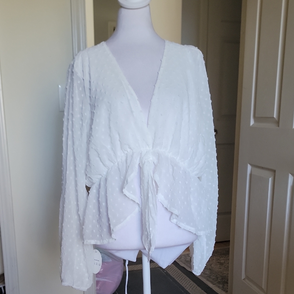 Queatl White Textured Tie-Front Women's top
